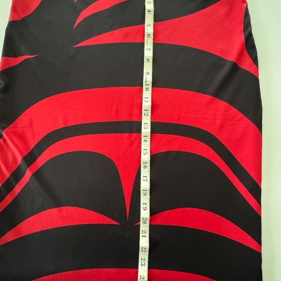 Chloe Angus Haida Print Pencil Skirt - Picture 5 of 5